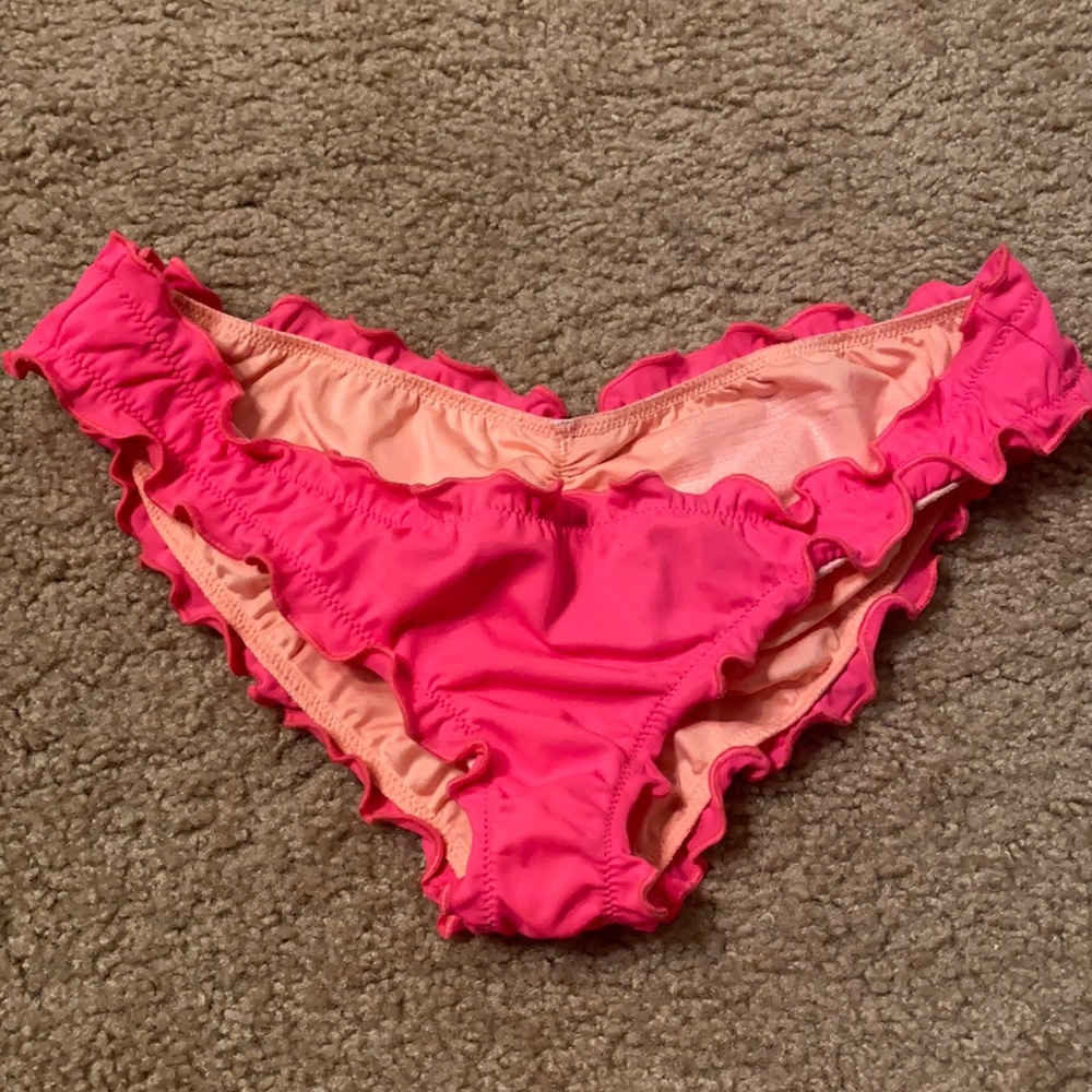 VS Ruffle cheeky bikini bottoms